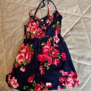 hollister mini dress size small